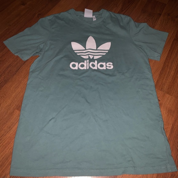 Adidas Tee - Picture 1 of 1